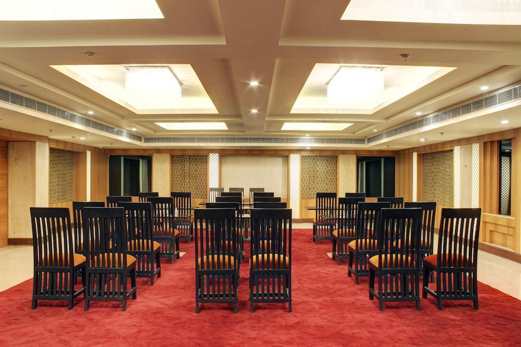 Aavaa Surya Continental Hotel New Delhi Eksteriør billede