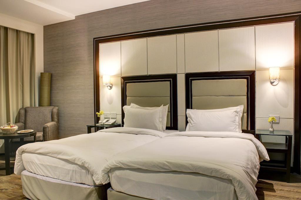 Aavaa Surya Continental Hotel New Delhi Værelse billede